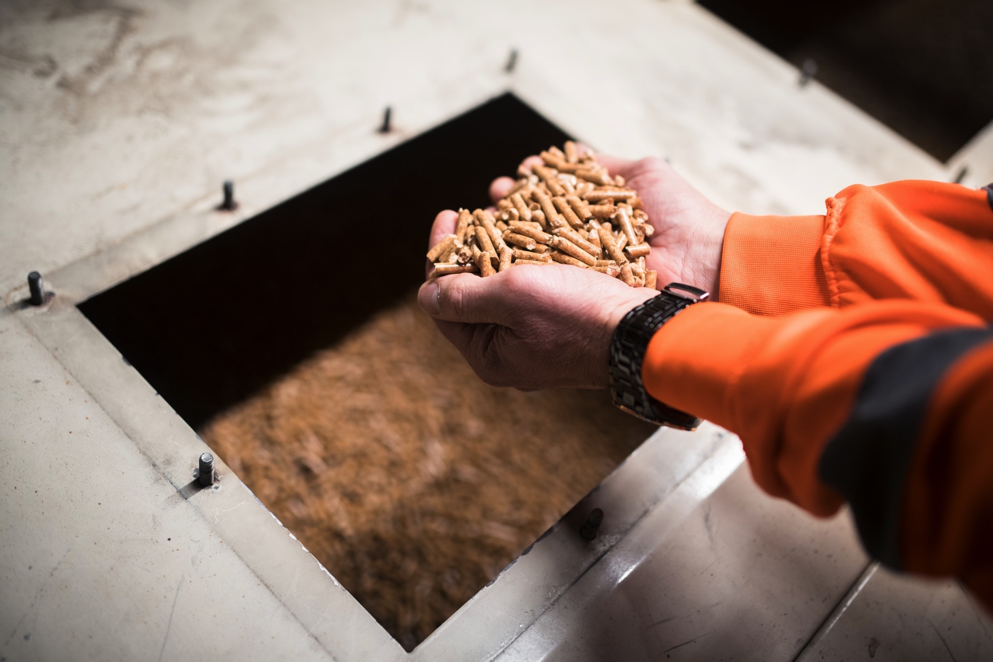 Granulés de bois DIN+ Jura Pellets en palette de 66 sacs de 15 kg